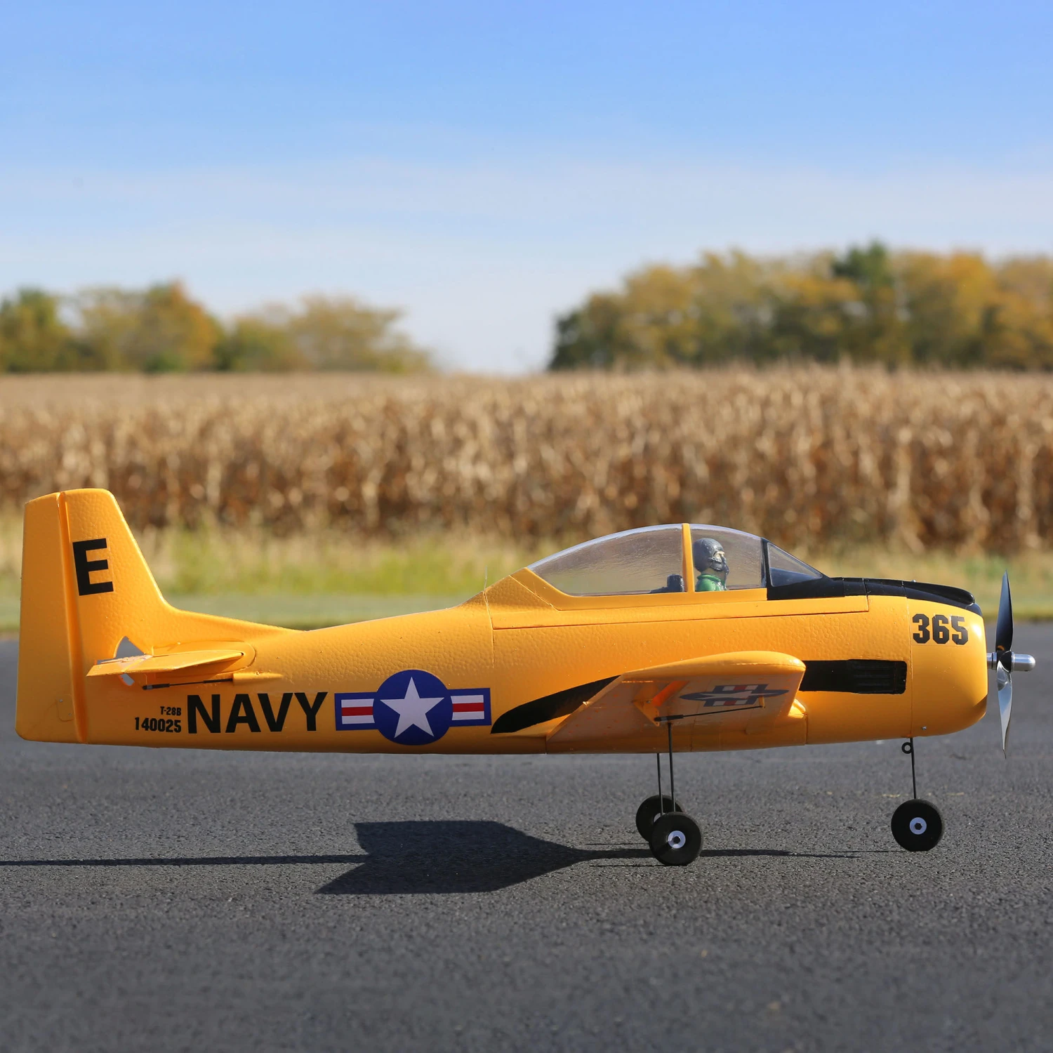 E-flite T-28 Trojan 1.1m BNF Basic with AS3X and SAFE Select 18 E-flite T-28 Trojan 1.1m BNF Basic with AS3X and SAFE Select - Image 18
