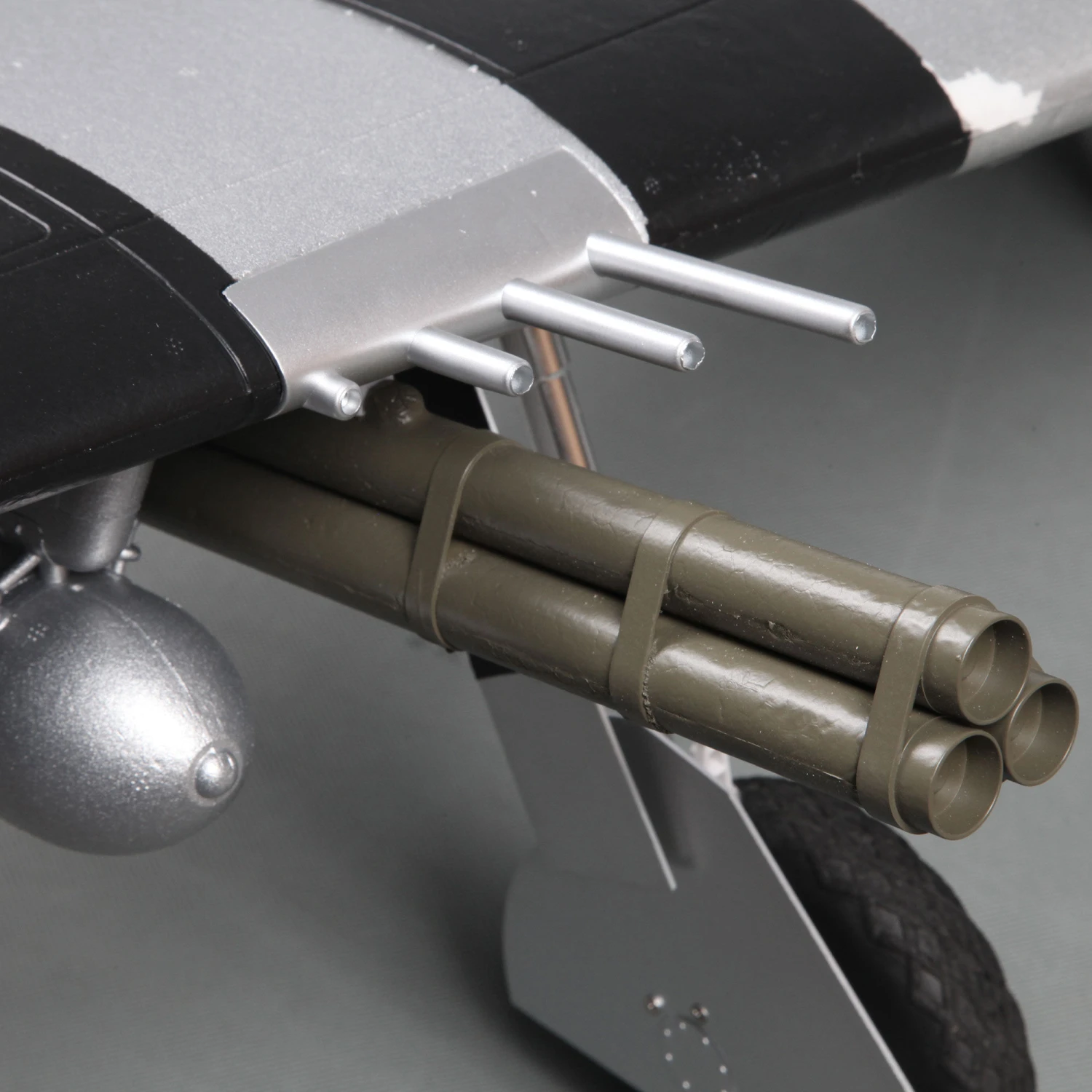 FMS P-47 Razorback 1500mm PNP Bonnie with Reflex 10 FMS P-47 Razorback 1500mm PNP Bonnie with Reflex - Image 10