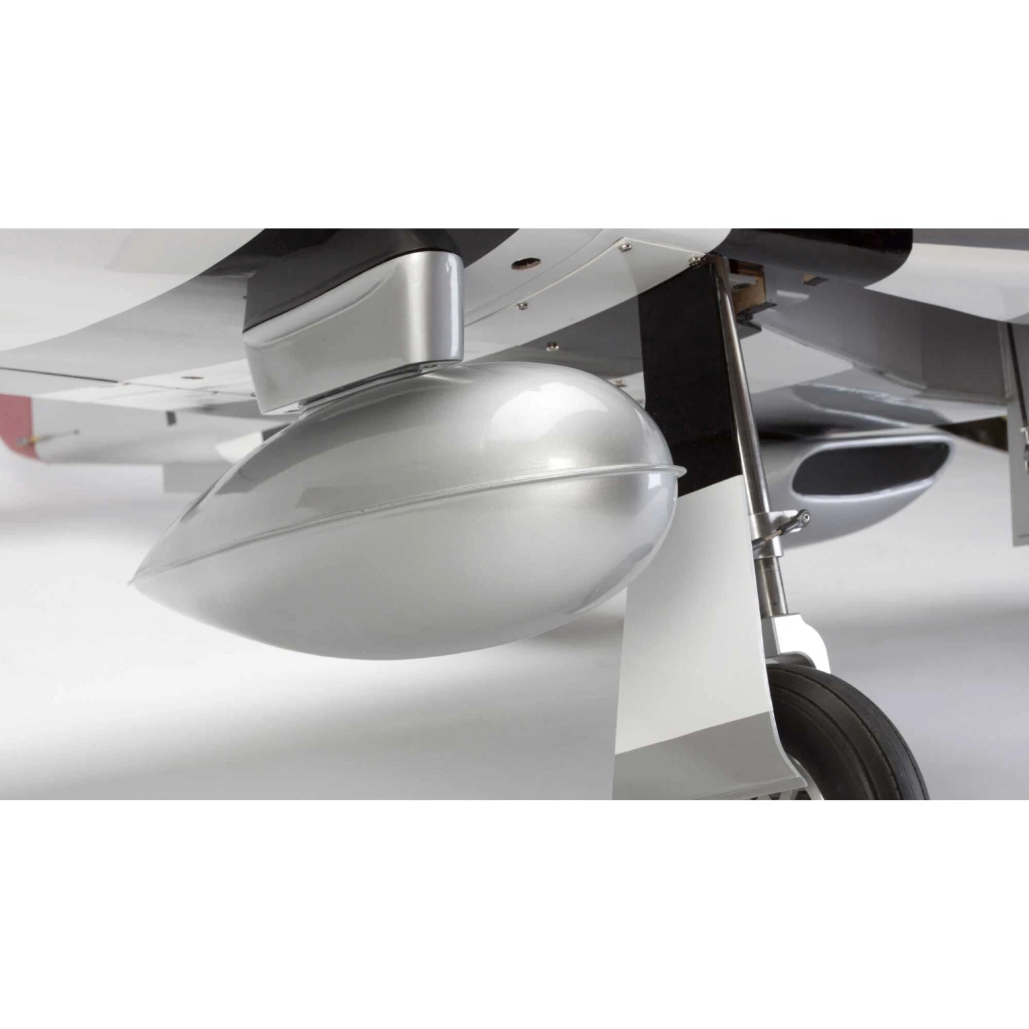 Hangar 9 P-51D Mustang 60cc ARF, 89" 11 Hangar 9 P-51D Mustang 60cc ARF, 89" - Image 11