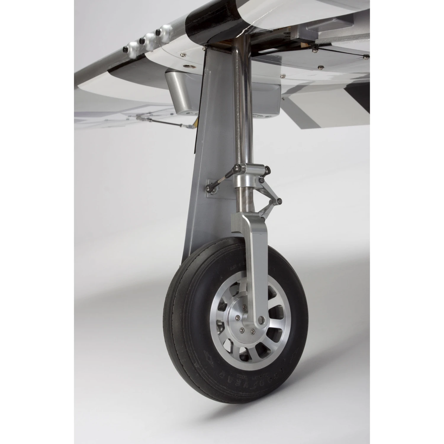 Hangar 9 P-51D Mustang 60cc ARF, 89" 17 Hangar 9 P-51D Mustang 60cc ARF, 89" - Image 17